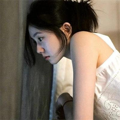 我才不要和人类恋爱呢